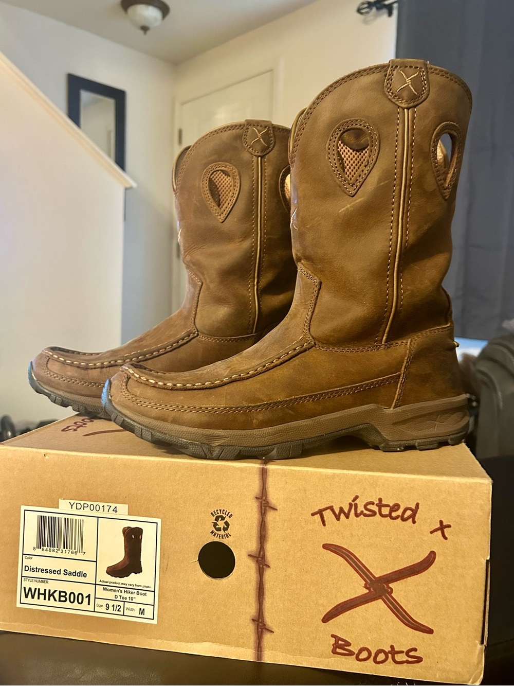Twisted X Women’s Distressed Saddle Brown Western Pull-On Boots